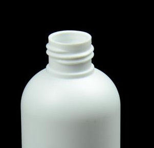250ml aangepaste Kleuren Witte Hdpe Plastic Flessen dun Plastic Containers 24/410
